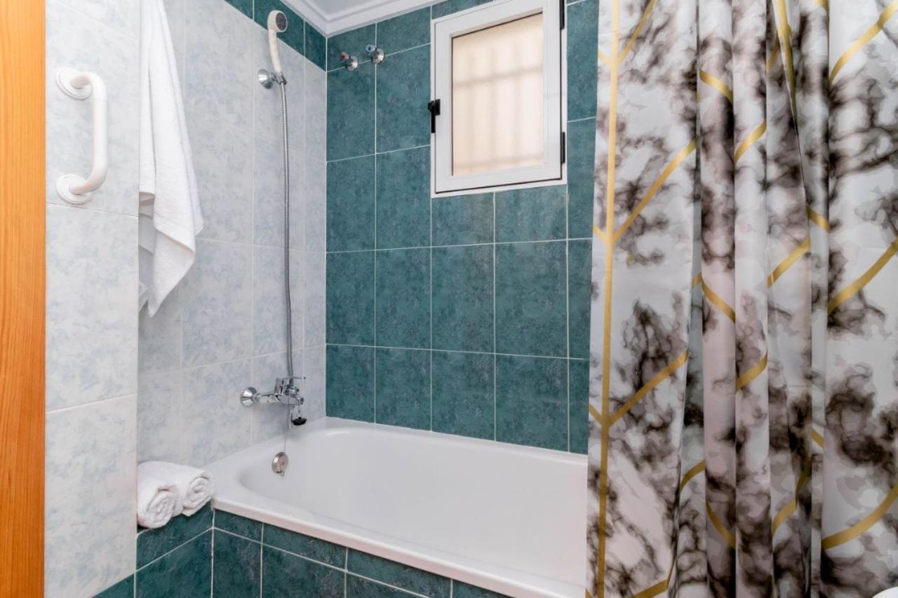 Apartamentos Villa Madrid Torrevieja Extérieur photo