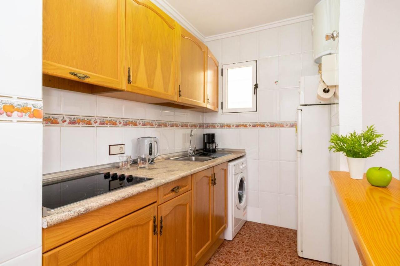 Apartamentos Villa Madrid Torrevieja Extérieur photo